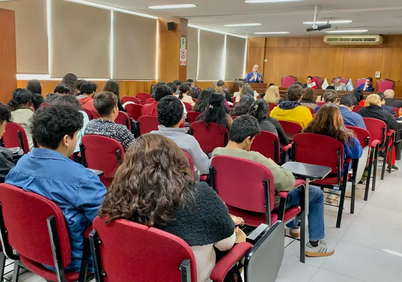 Seminario de Derecho Penal y Procesal Penal en la Universidad Nacional Federico Villarreal